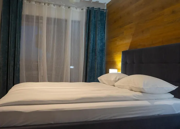 Neli - One Bedroom *