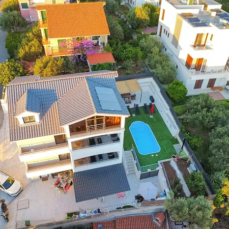 Neli - One Bedroom * Trogir